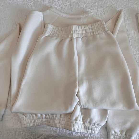 Lezé the Label Matching Set, Medium Bone - Picture 12 of 12